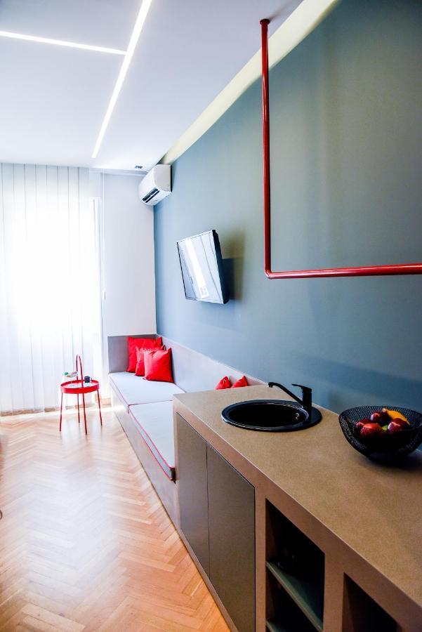 Central44 Wow Casual Suite Athens Exterior photo